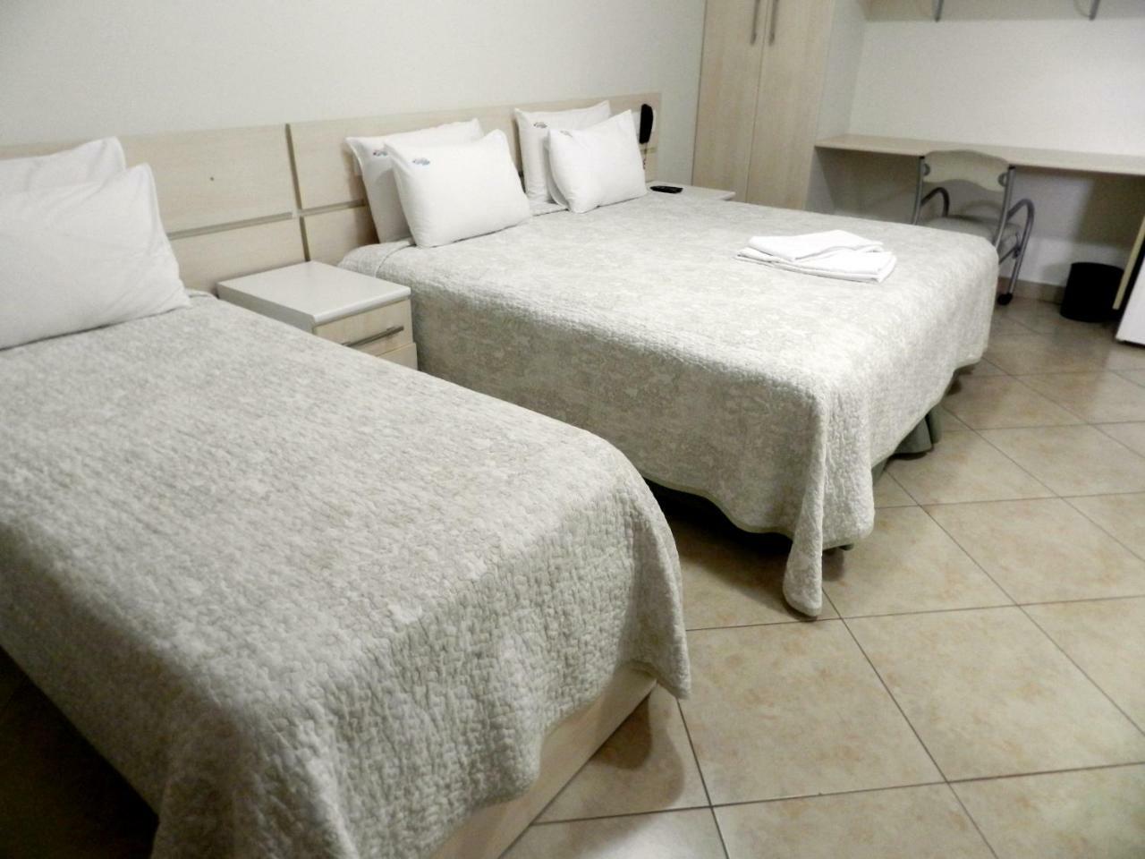 Holambra Garden Hotel Kültér fotó A room at the hotel